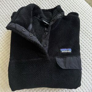 Patagonia Black Fleece Pull Over with Snap Buttons